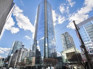180 University Ave #5301, Toronto, ON M5H 0A2