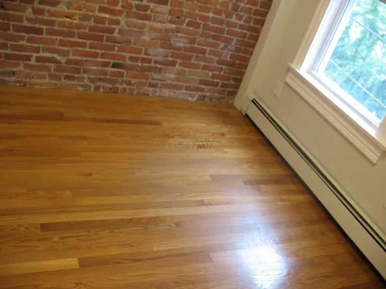10 Whipple St #10 — Photo 7