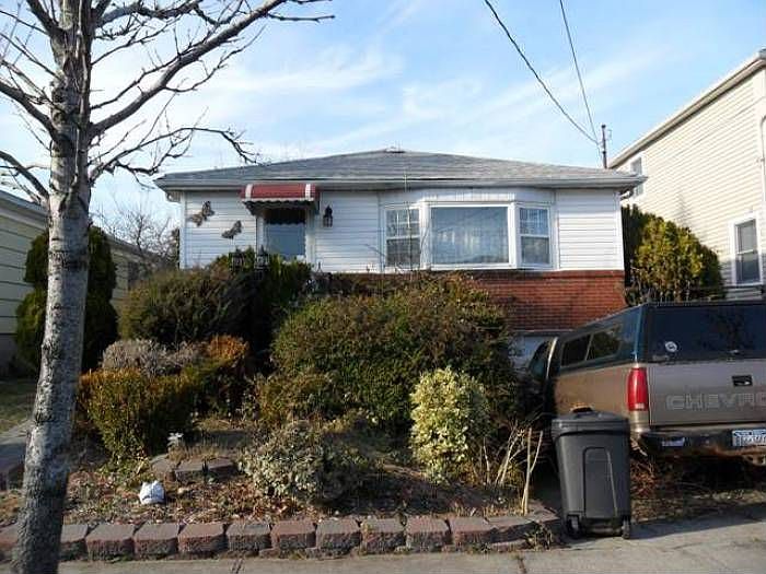 167 Wolverine St, Staten Island, NY 10306 Zillow