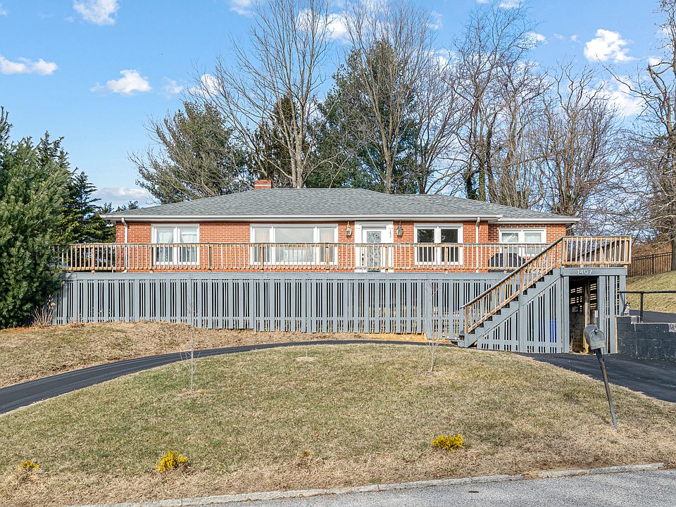 1st image of 1407 Crestview Dr