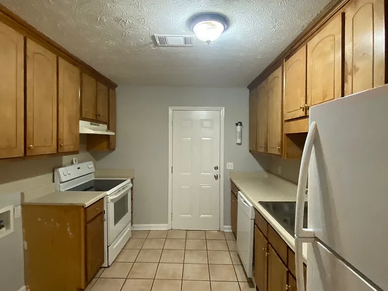 56 Sunrise Cir — Photo 7