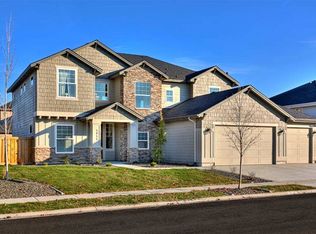 5934 N Saguaro Hills Ave, Meridian, ID 83646