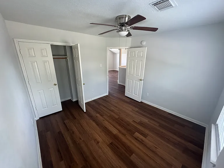 6706 Keithwood Cir S — Photo 9