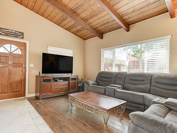 5th image of 540 Tamarisk Ln