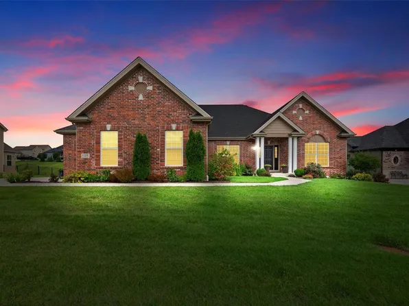 1105 Wilmas Valley Ct, Chesterfield, MO 63005