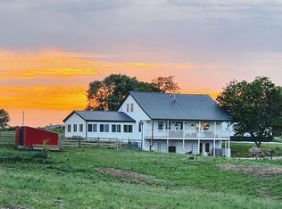 30552 Lantern St, La Plata, MO 63549