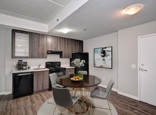 286 Kingswood Estates, Kitchener, ON N2E 0H3