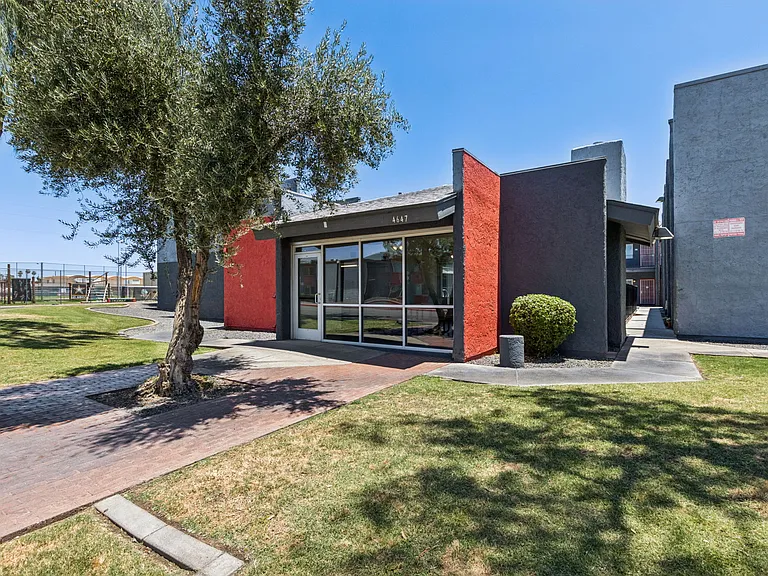 Alta Vista Village — Photo 9