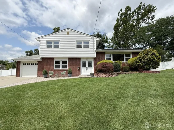 28 Gage Rd, East Brunswick, NJ 08816