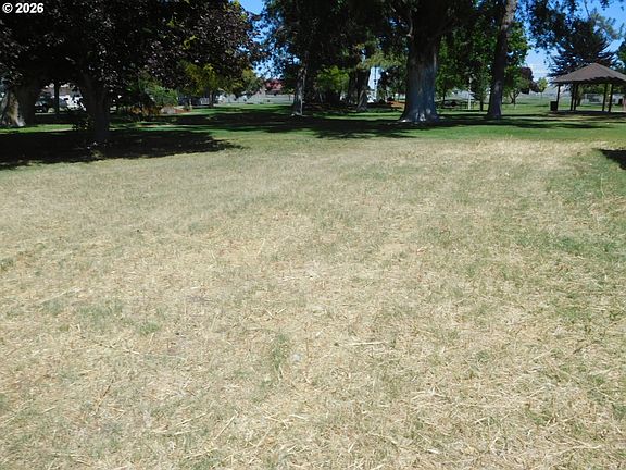 5th image of 750 W Quince Ave