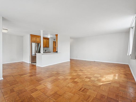 4th image of 6040 Boulevard East APT 3