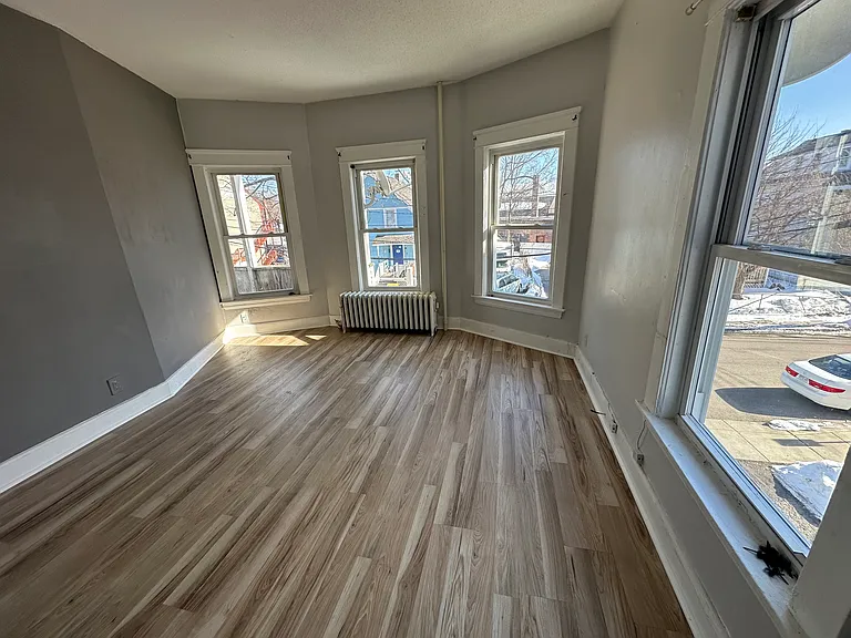 124 Kendall St #2 — Photo 21