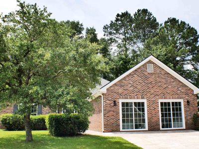 104 Jessica Lakes Dr., Conway, SC, 29526