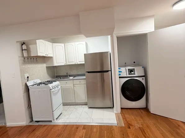 324 E 14th St APT 1B, New York, NY 10003