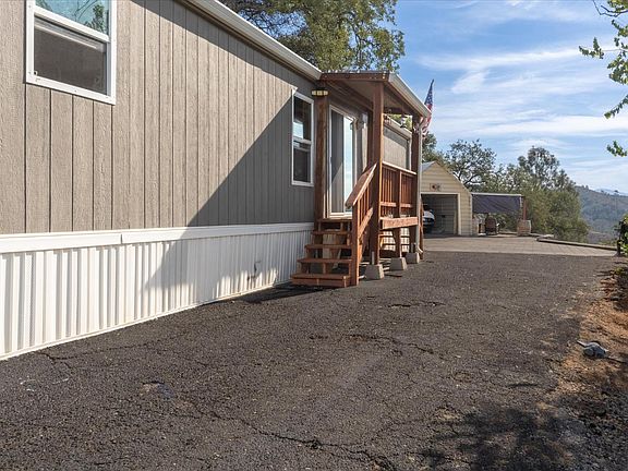 4th image of 10155 Peppermint Cir Space 80