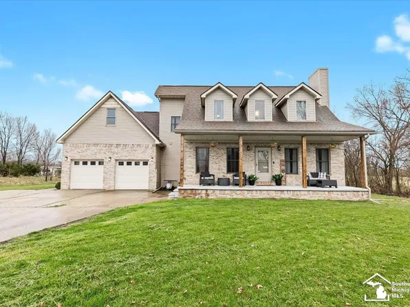 39755 Willow Rd, Belleville, MI 48164