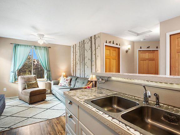 2nd image of 1255 Michael Ln #B