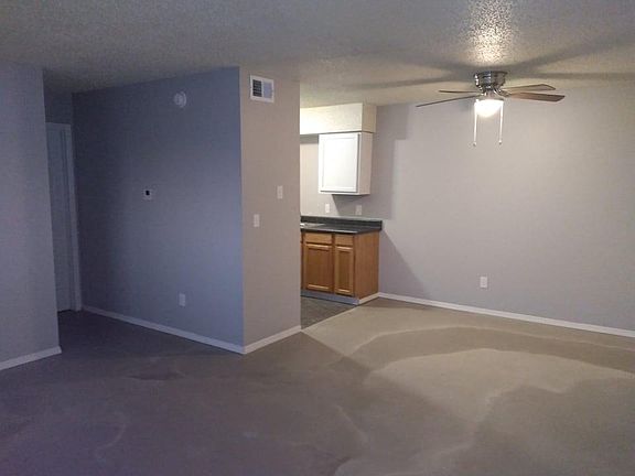 4th image of 925 W 29th St S #113