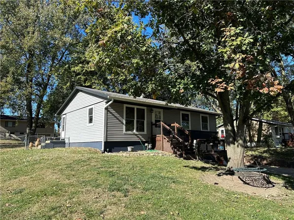 408 S Catalpa St, Savannah, MO 64485