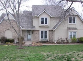 2320 W 162nd St, Stilwell, KS 66085