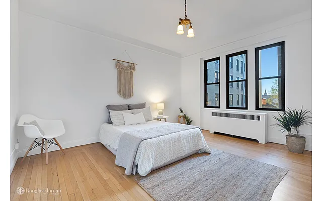 Sold by Douglas Elliman | media 10