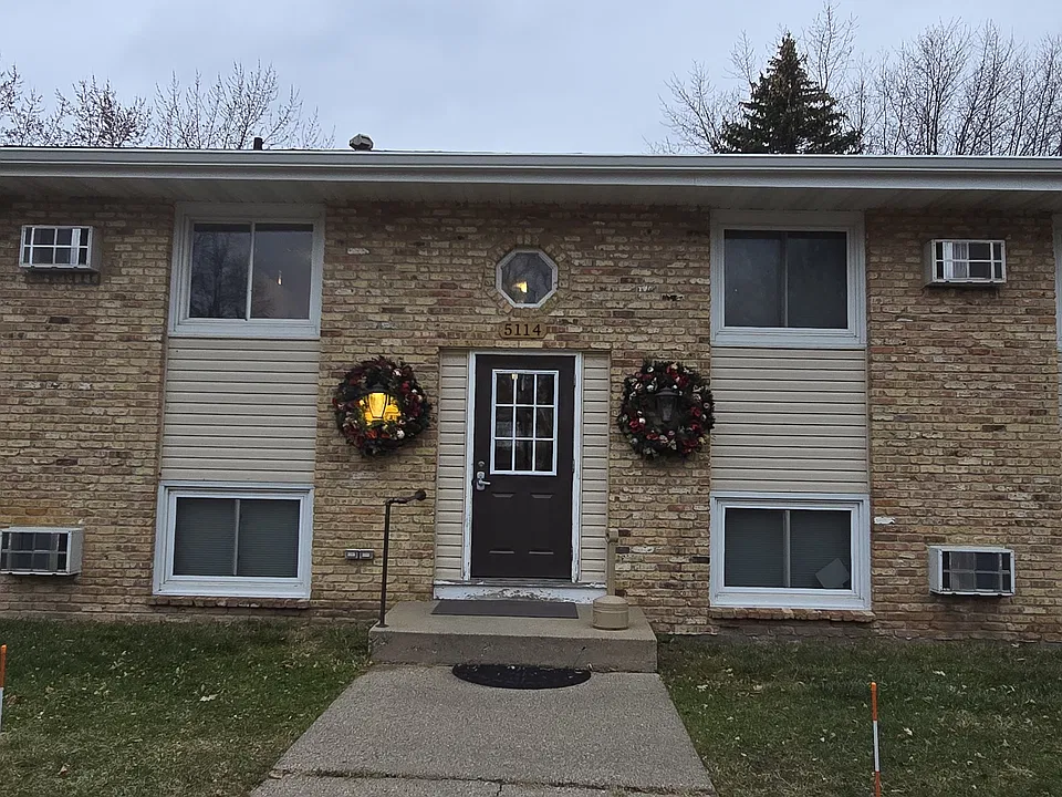 5114 Memorial Trl SE