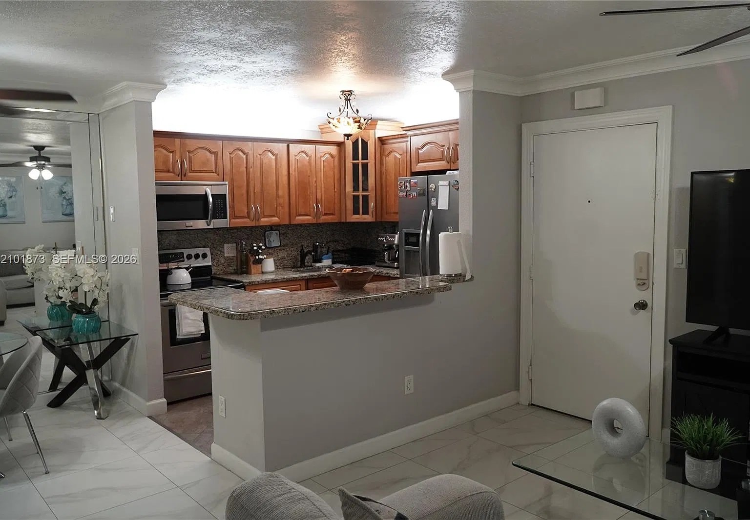 Belfort Condominium — Photo 2
