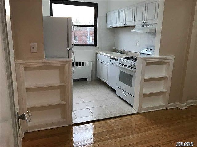 1st image of 7244 Yellowstone Blvd #2