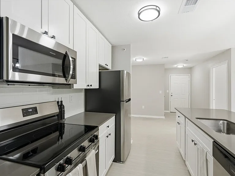 The Villas at North Oak — Photo 23