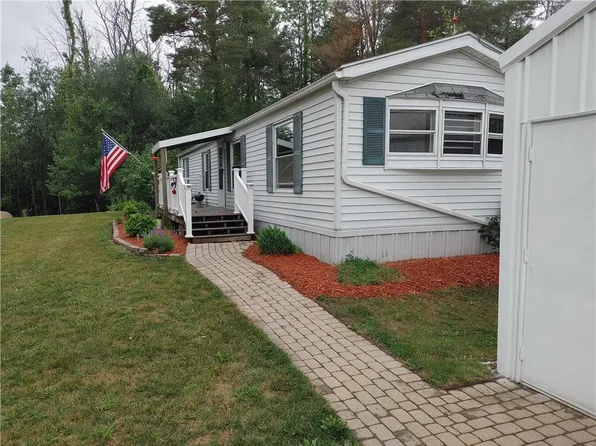 7081 Old State Rd, Bergen, NY 14416