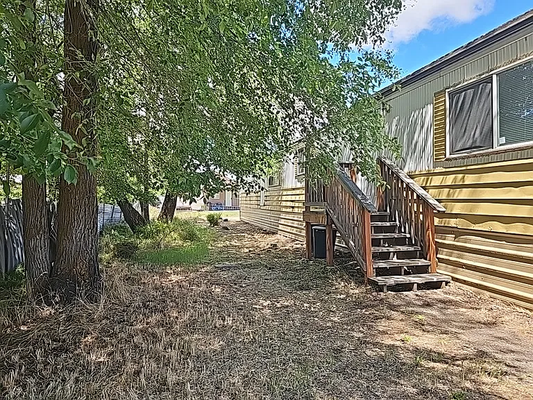 305 W Darland St — Photo 7