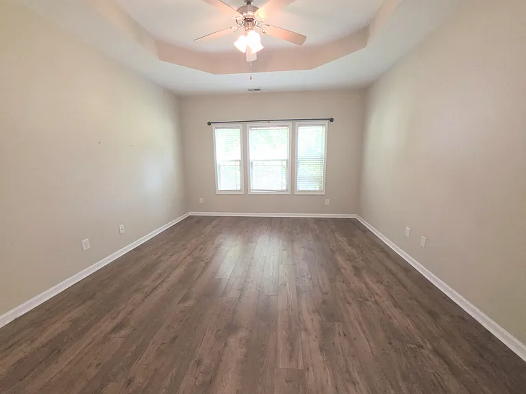 113 Macalester Dr — Photo 14