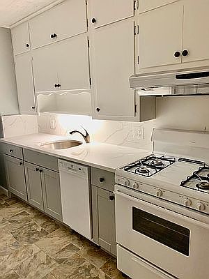 1st image of 4804 28th Ave Floor 2