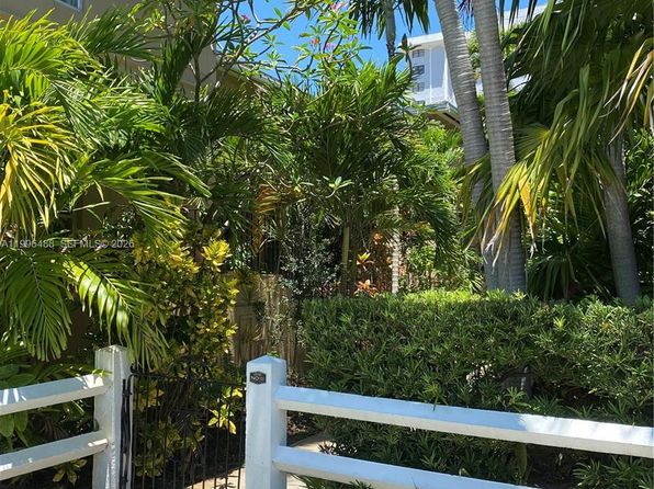 40 Almeria Ave APT 16