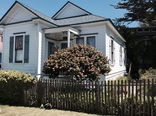 153 8th St, Pacific Grove, CA 93950