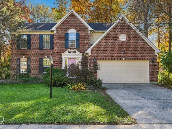 7497 Timberlane Dr, Fishers, IN 46038
