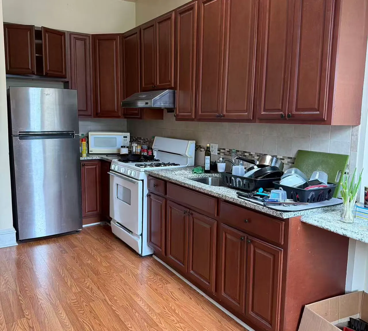 3 bed, 1500 sqft, $1,600 — Photo 3