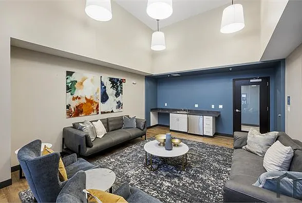 1904 Sansom St #202 — Photo 26