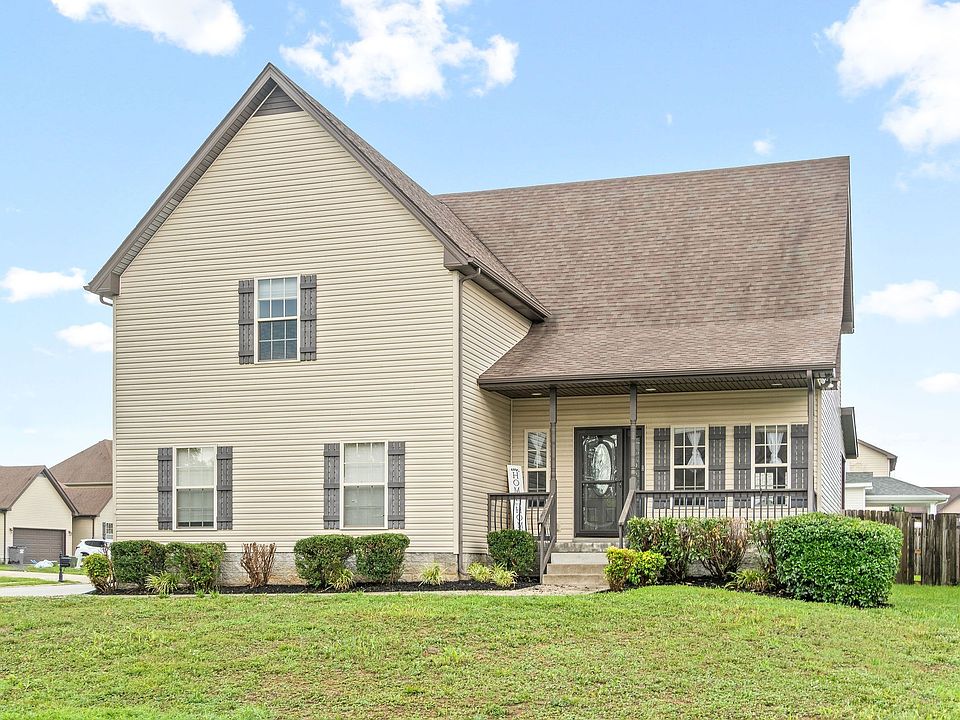 1st image of 674 Fox Trail Ct