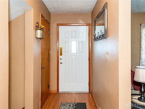 4th image of 797 Lovetta Ave
