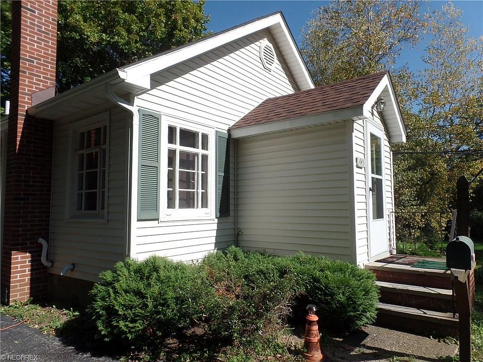 1st image of 445 N Hambden St