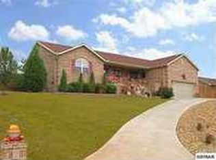 2719 Shaconage Trl, Sevierville, TN 37876
