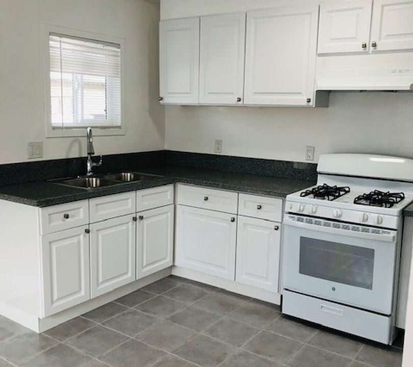 1st image of 8631 La Salle St #8635