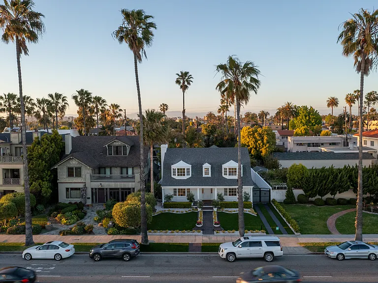 3335 E Ocean Blvd — Photo 33