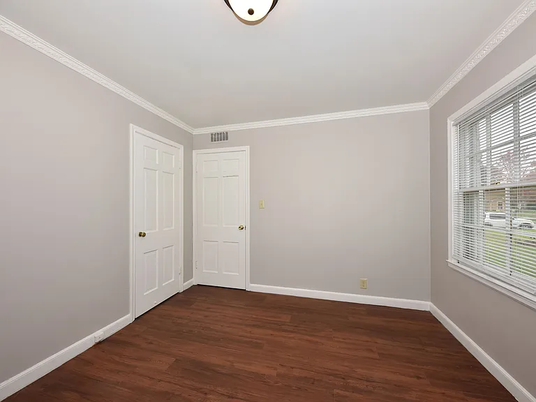 4065 N Sherman Blvd #1 — Photo 10