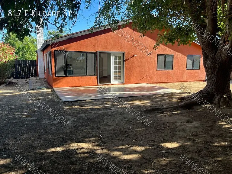 817 E Kildare St — Photo 26