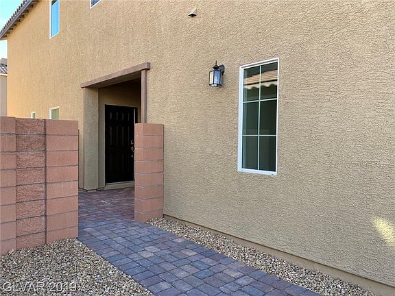 3rd image of 7757 Pyrenees Park Dr