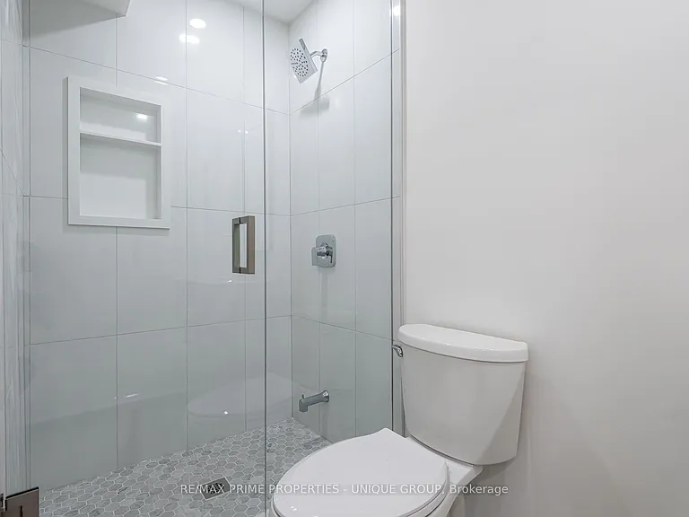 45 Astoria Ave #3 — Photo 12