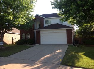 1417 Pine Ridge Rd, Roanoke, TX 76262