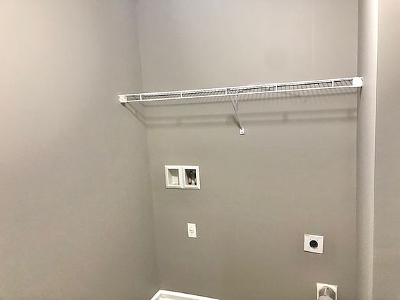 5th image of 5110 Scarsdale Ave #103